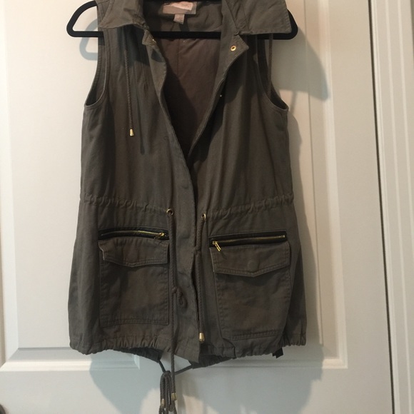 Forever 21 Jackets & Blazers - Amazing military vest from F21